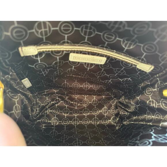 Henri Bendel West 57th Backpack Leather Round Bag Adjustable Straps Black Gold - Picture 6 of 7